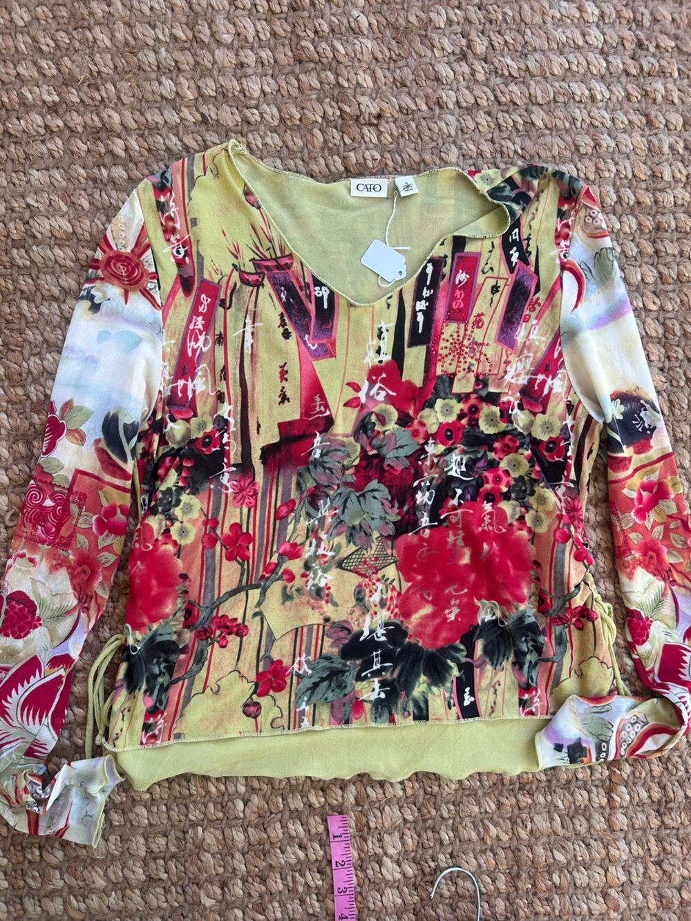 Y2K Cato Floral blouse in Red and Green